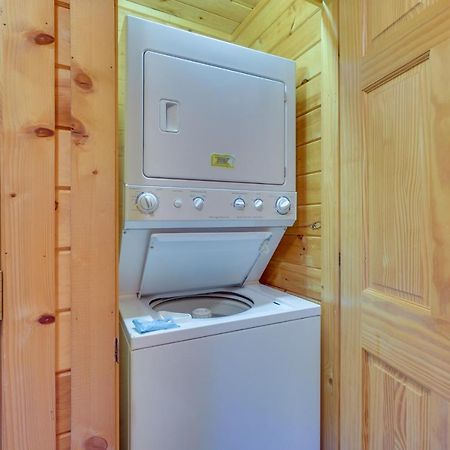 Smoky Mountain Vacation Rental Cabin With Hot Tub! ガトリンバーグ エクステリア 写真