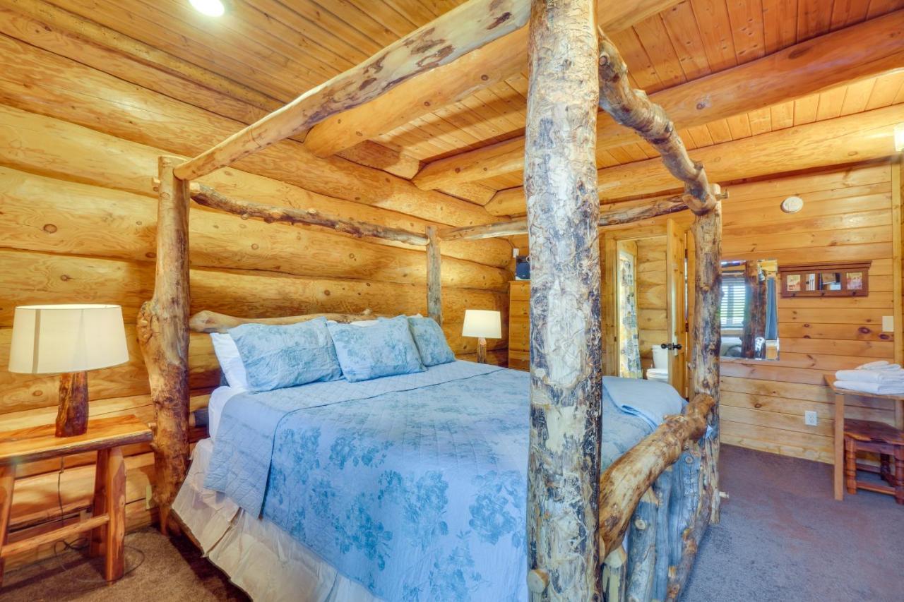 Smoky Mountain Vacation Rental Cabin With Hot Tub! ガトリンバーグ エクステリア 写真